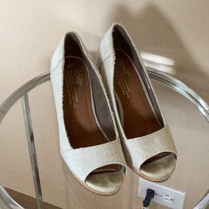 Toms Stella peep-toe wedges
